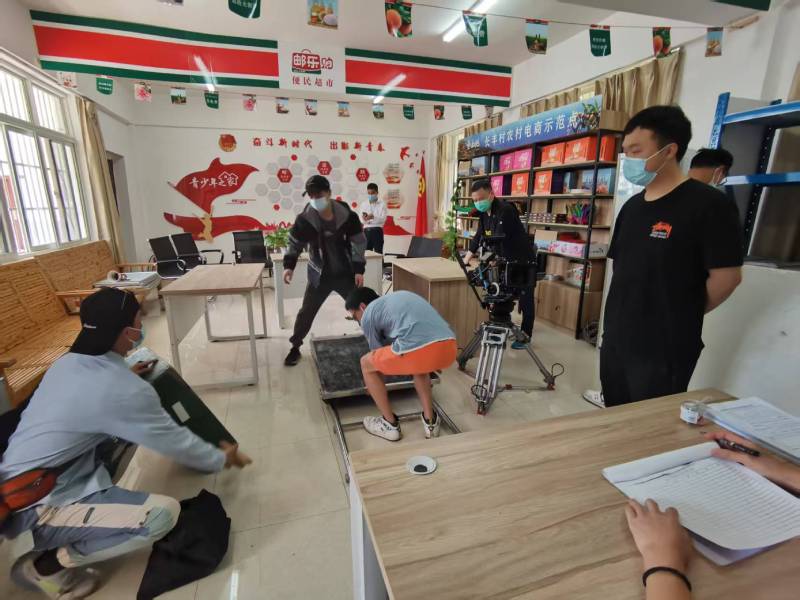 河东区广告片拍摄公司：极简主义践行者，少即是多的视觉哲学